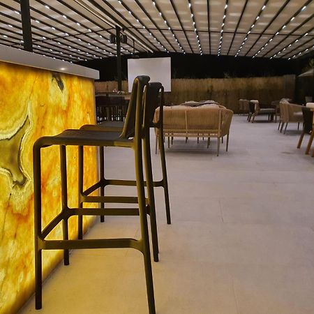 Amber Hotel Albania Spille Exterior foto