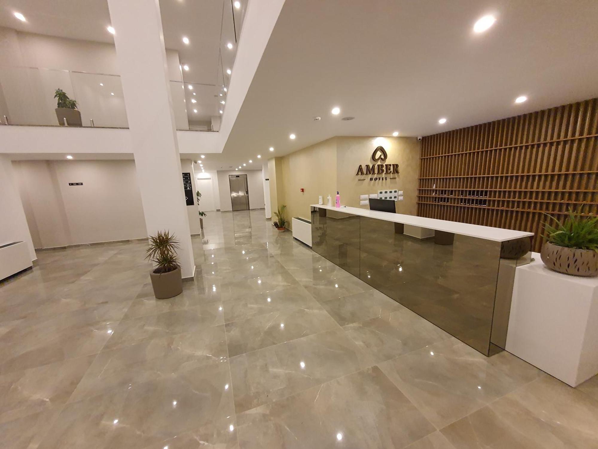Amber Hotel Albania Spille Exterior foto