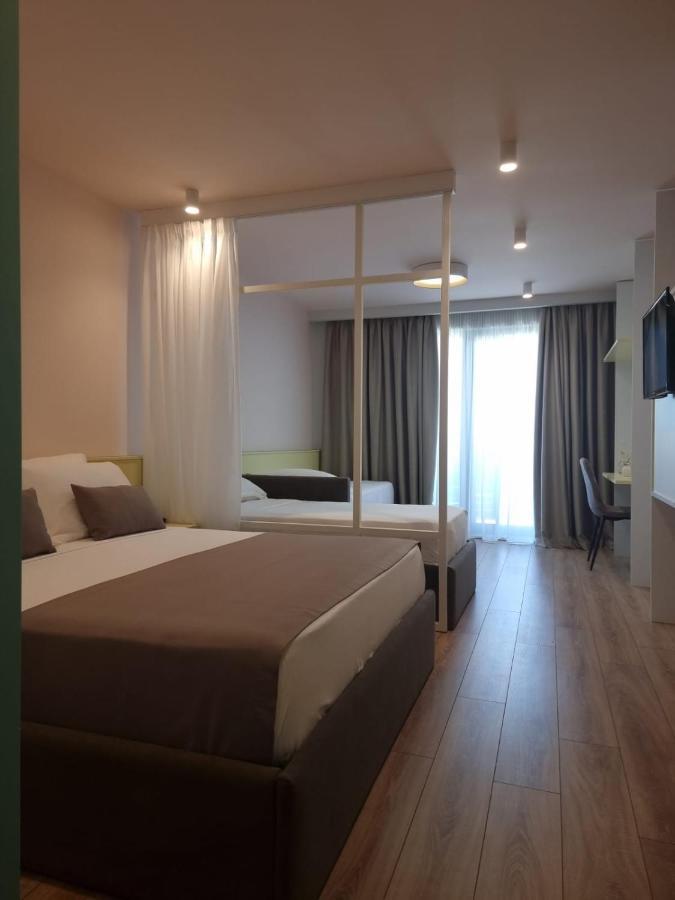Amber Hotel Albania Spille Exterior foto