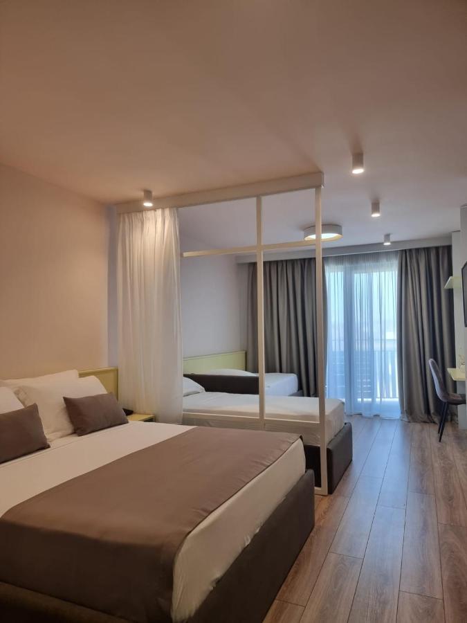 Amber Hotel Albania Spille Exterior foto